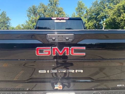Used 2025 GMC Sierra 3500 SLT w/ SLT Premium Package AWD/4WD image 28
