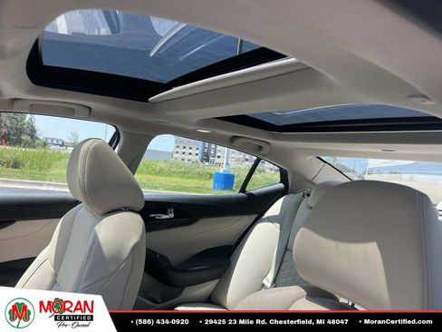 Used 2017 Nissan Maxima Platinum FWD image 17