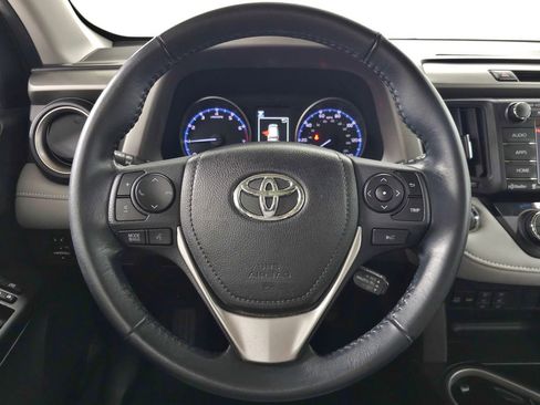 Used 2018 Toyota RAV4 XLE AWD/4WD image 20