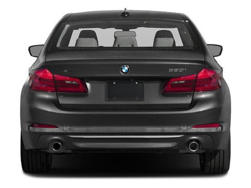 Used 2017 BMW 530i xDrive AWD/4WD image 8