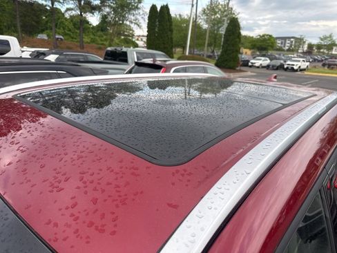 Used 2024 Toyota Highlander Platinum AWD/4WD image 11