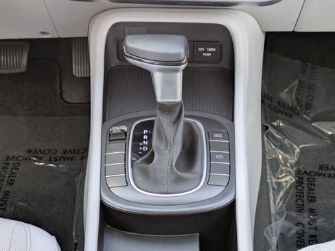 Used 2025 Hyundai Kona SEL FWD image 18