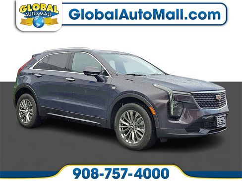 Used 2025 Cadillac XT4 Premium Luxury w/ Cold Weather Package image 1