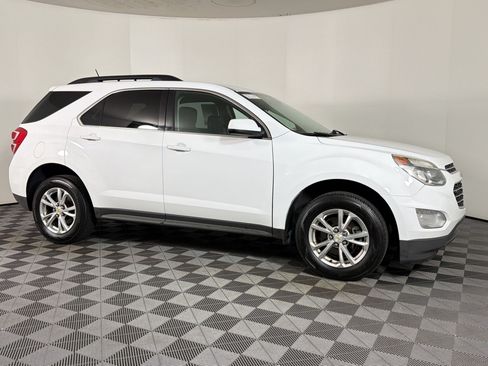 Used 2016 Chevrolet Equinox LT FWD image 6