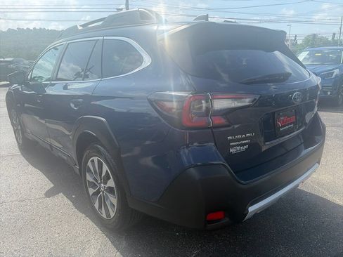 Used 2024 Subaru Outback Limited AWD/4WD image 5