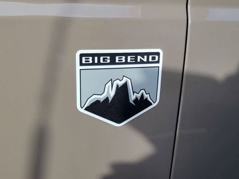 Used 2025 Ford Bronco Big Bend AWD/4WD image 3