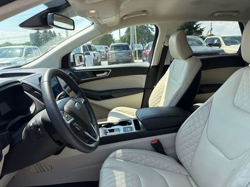 Used 2023 Ford Edge Titanium AWD/4WD image 22