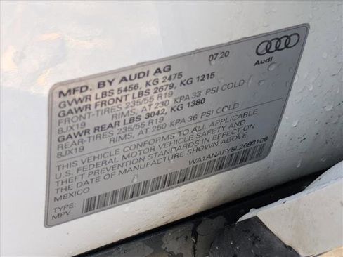 Used 2020 Audi Q5 Premium image 15