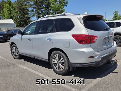 Used 2020 Nissan Pathfinder SV FWD image 4