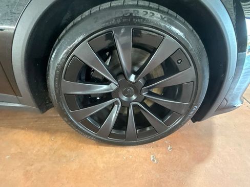 Used 2022 Tesla Model X Plaid AWD/4WD image 10