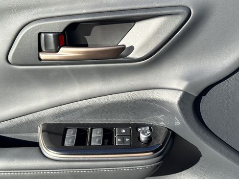 New 2026 Toyota Crown XLE image 27