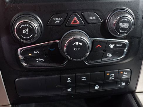 Used 2015 RAM 1500 Big Horn AWD/4WD image 28