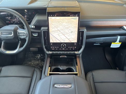 New 2026 GMC Yukon Denali w/ Sun & Power Step Package AWD/4WD image 13
