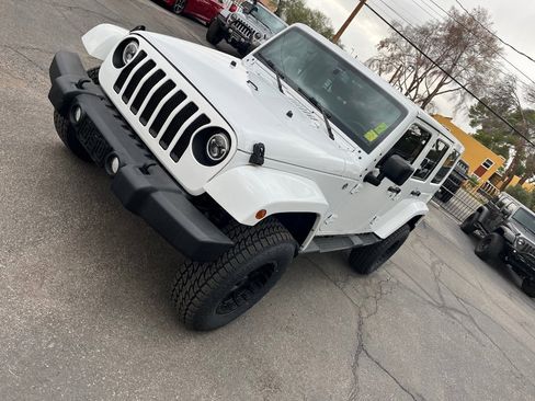 Used 2015 Jeep Wrangler Unlimited Sahara w/ Connectivity Group image 42