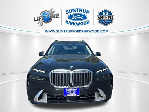 Used 2024 BMW X7 xDrive40i AWD/4WD image 10