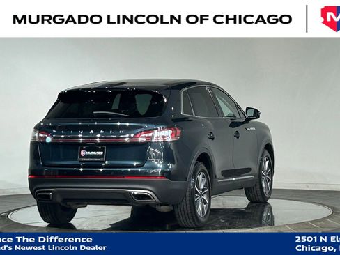 Used 2022 Lincoln Nautilus AWD image 8