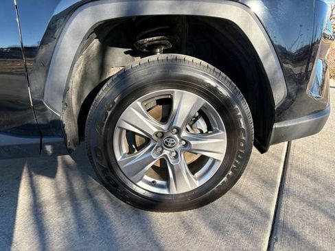 Used 2025 Toyota RAV4 XLE image 10