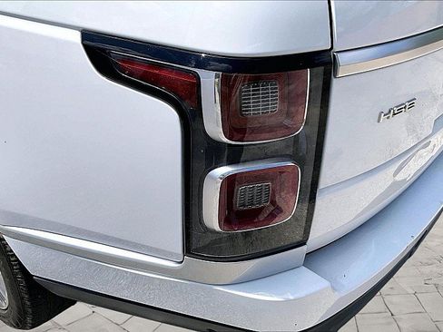 Used 2019 Land Rover Range Rover HSE AWD/4WD image 24
