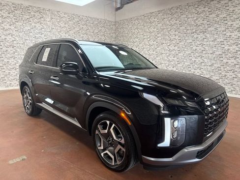 Used 2025 Hyundai Palisade SEL FWD image 1