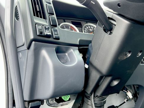 New 2024 Chevrolet Low Cab Forward 6500XD image 32