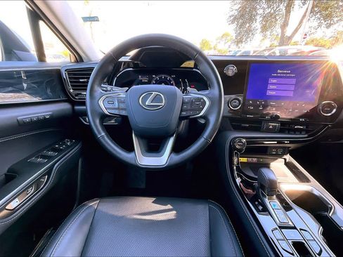 Used 2024 Lexus NX 350 AWD image 5