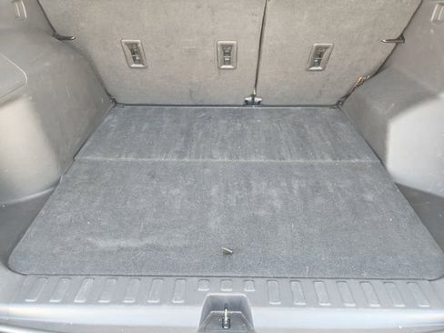 Used 2024 Chevrolet Equinox LT FWD image 32