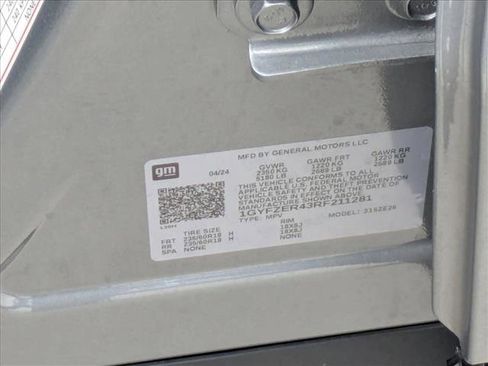 Used 2024 Cadillac XT4 Sport image 17