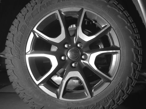 Used 2025 Jeep Compass Trailhawk image 15