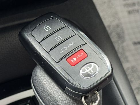 Used 2024 Toyota Corolla SE image 28