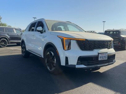 Used 2025 Kia Sorento EX w/ EX Panoramic Sunroof Package