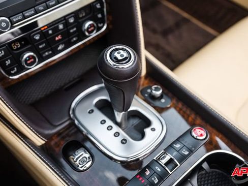 Used 2015 Bentley Continental GT image 12