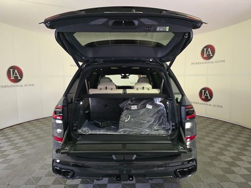 New 2026 BMW X7 M60i image 8