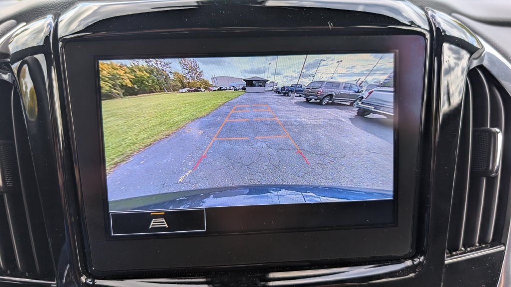 Used 2023 Chevrolet Traverse LT AWD/4WD image 34