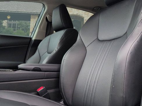 Certified 2025 Lexus NX 350 AWD w/ Accessory Package (Z2) image 8