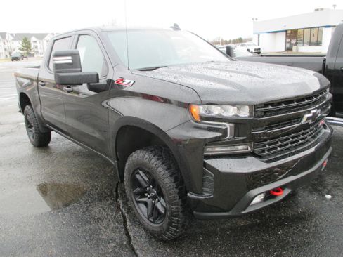 Used 2020 Chevrolet Silverado 1500 LT Trail Boss w/ Convenience Package image 6