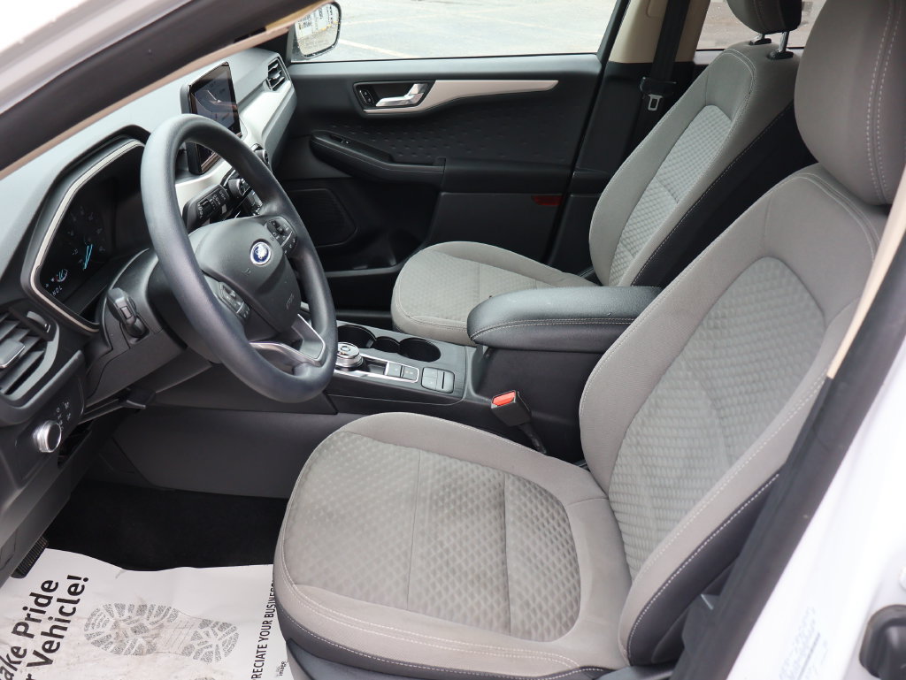 Used 2020 Ford Escape SE FWD image 15