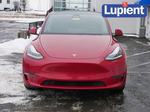 Used 2020 Tesla Model Y Long Range image 10
