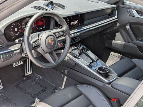 Certified 2025 Porsche 911 Carrera S RWD image 3