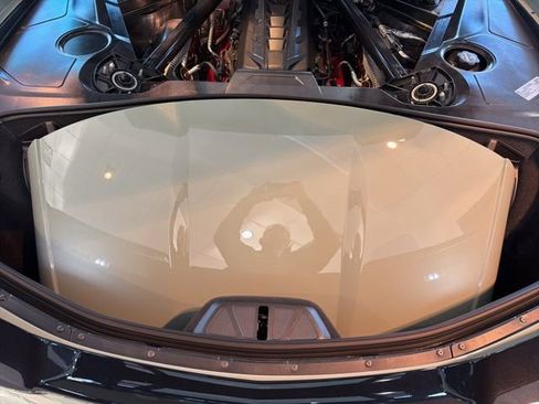 Used 2024 Chevrolet Corvette Stingray Coupe w/ Z51 Performance Package image 28