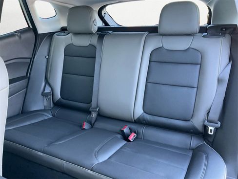 New 2026 Chevrolet Trax ACTIV w/ Sunroof Package image 9