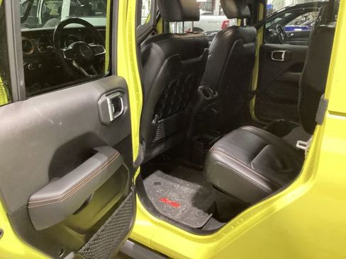 Used 2023 Jeep Gladiator Mojave w/ Cold Weather Group image 7