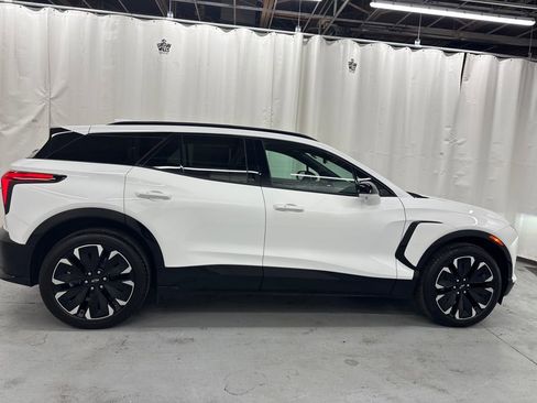 Used 2024 Chevrolet Blazer EV RS image 6