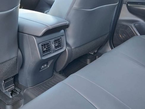 Used 2024 Toyota Venza Nightshade AWD/4WD image 18