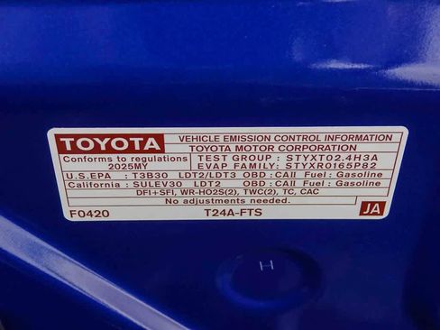 Used 2025 Toyota Tacoma SR5 image 28