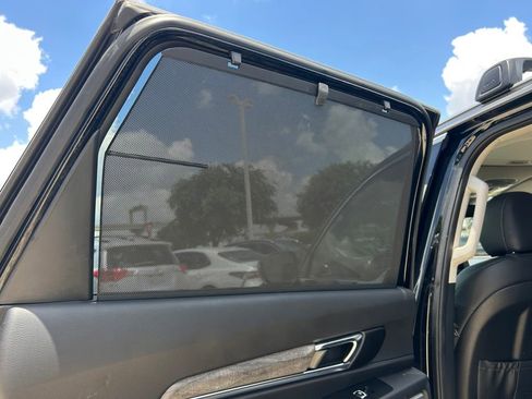 Used 2021 Kia Telluride EX AWD/4WD image 18