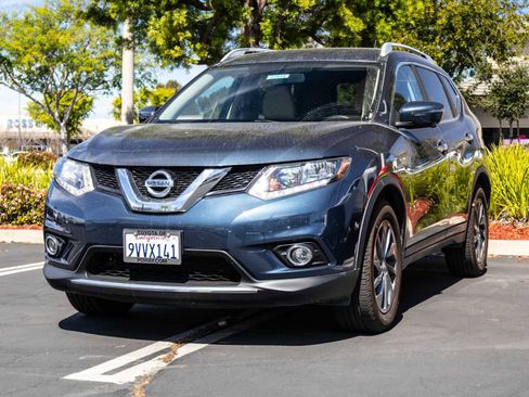 Used 2016 Nissan Rogue SL image 3