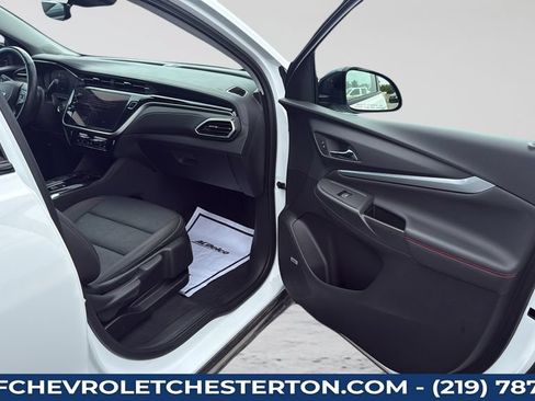 Used 2023 Chevrolet Bolt EUV Premier w/ Sun & Sound Package FWD image 23