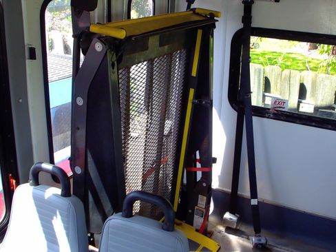Used 2015 Ford E-450 and Econoline 450 Super Duty w/ Shuttle Bus Prep Package RWD image 9