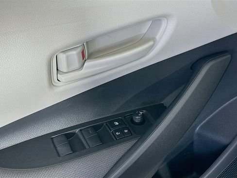 Used 2026 Toyota Corolla LE image 15