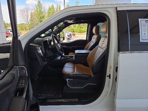 Used 2023 Ford F350 Platinum AWD/4WD image 26